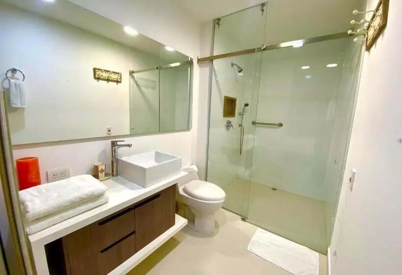 Portanova Suites 5 Minutos De Cercanía Al Aeropuerto