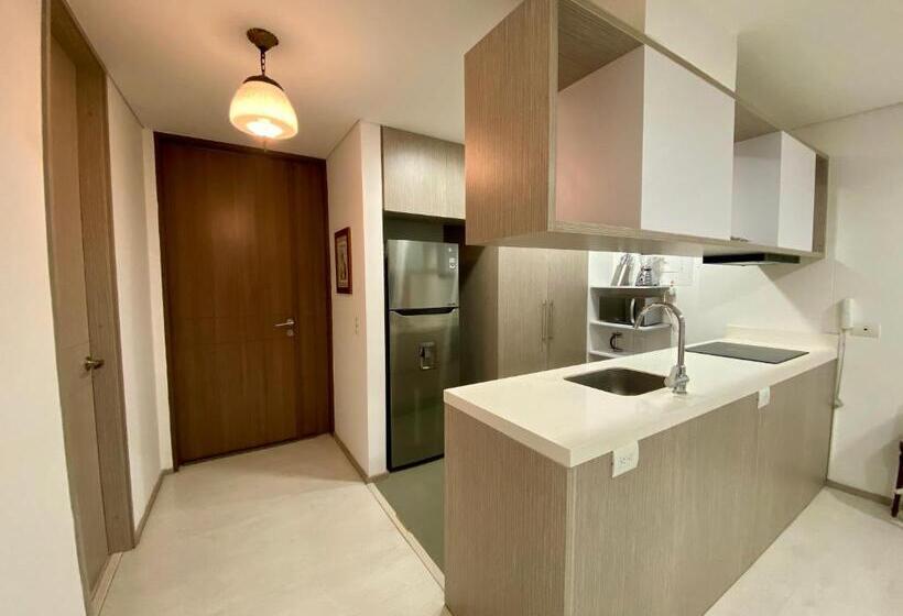 Portanova Suites  5 Minutos De Cercanía Al Aeropuerto