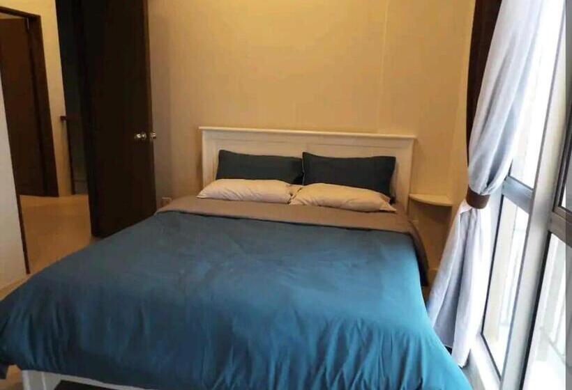 Barrington Square Apartment