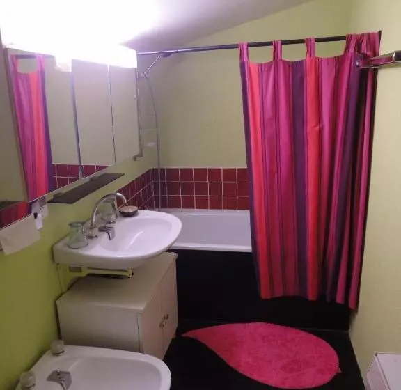 Aamiaismajoitus (B&B) La Picholine Chambre Provence