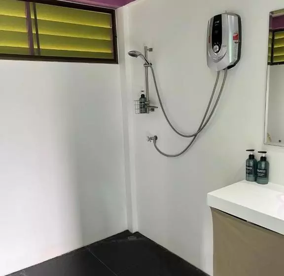 ベッドアンドブレックファースト Navari Homestay