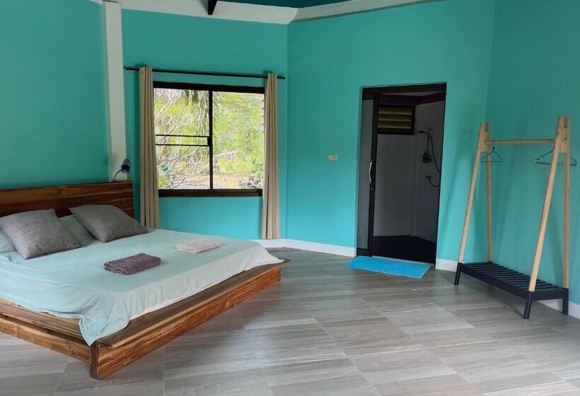 Bed and Breakfast Navari Homestay