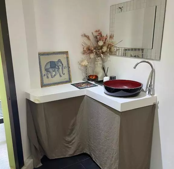 ベッドアンドブレックファースト Navari Homestay