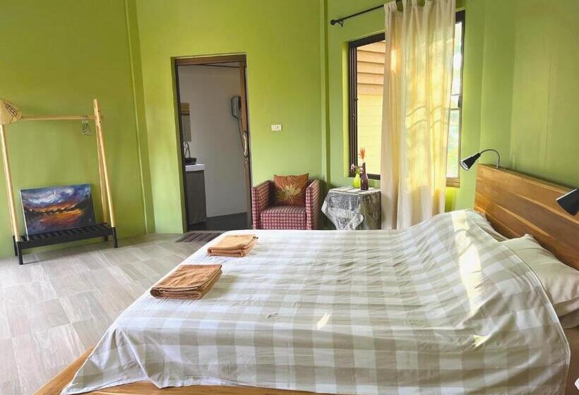 Bed and Breakfast Navari Homestay