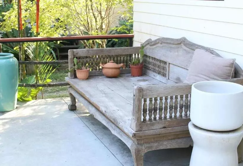 ベッドアンドブレックファースト Navari Homestay