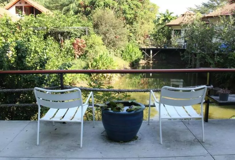 ベッドアンドブレックファースト Navari Homestay