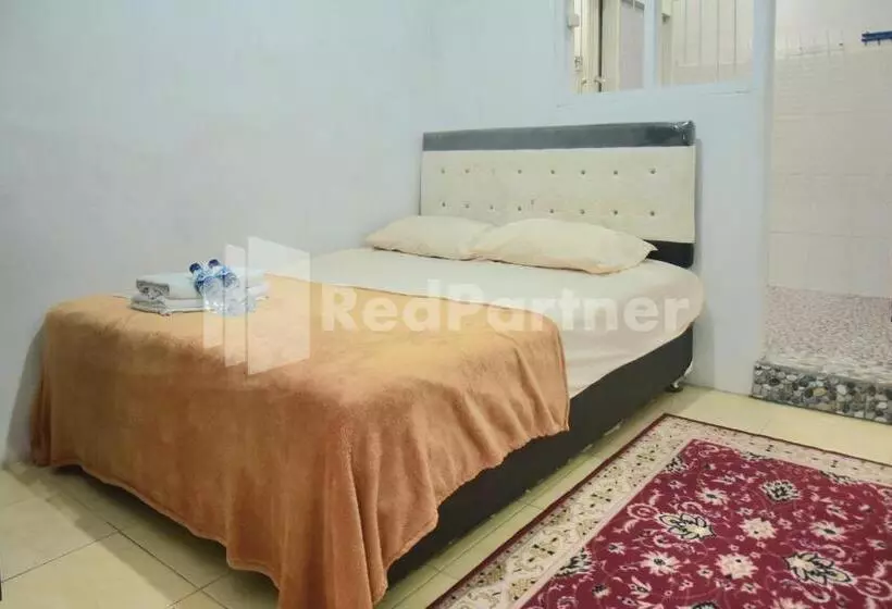 هتل Fanta Home At Pronojiwo Lumajang Redpartner