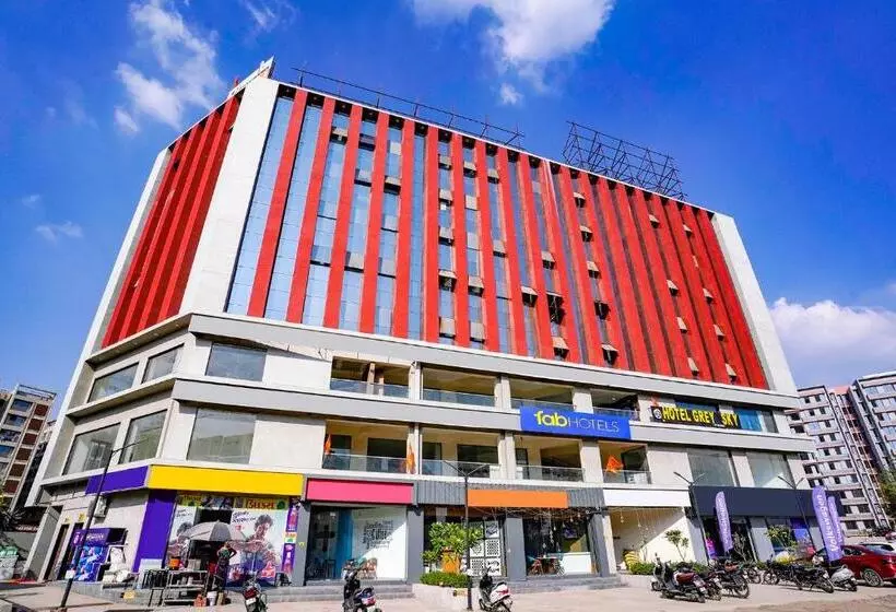 Fabhotel Grey Sky Nr Gandhinagar Sector 11
