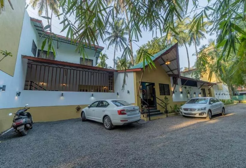 Hotelli Ll Empyrean Stay Ll Coconut Beach Farm Resort Ll