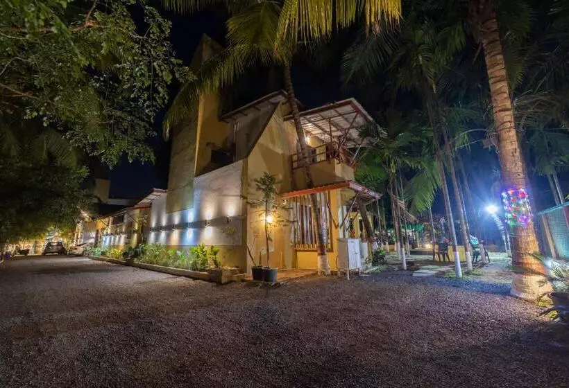 Hotelli Ll Empyrean Stay Ll Coconut Beach Farm Resort Ll