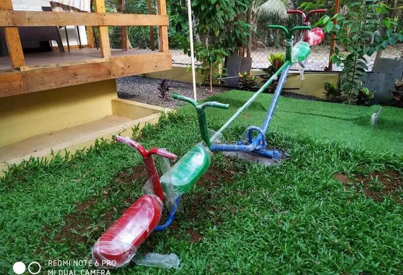Hotelli Ll Empyrean Stay Ll Coconut Beach Farm Resort Ll