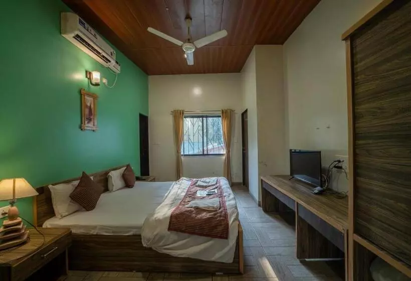 Hotelli Ll Empyrean Stay Ll Coconut Beach Farm Resort Ll