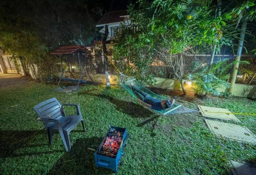 Hotelli Ll Empyrean Stay Ll Coconut Beach Farm Resort Ll