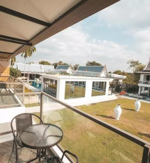 ホテル Oasis Villa Pattaya