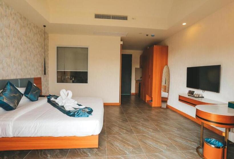 Отель Oasis Villa Pattaya