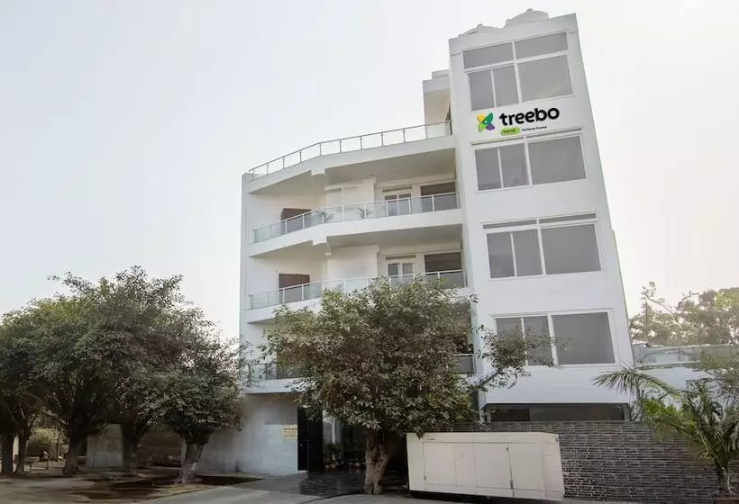 Hotelli Treebo Fortune Home Expressway