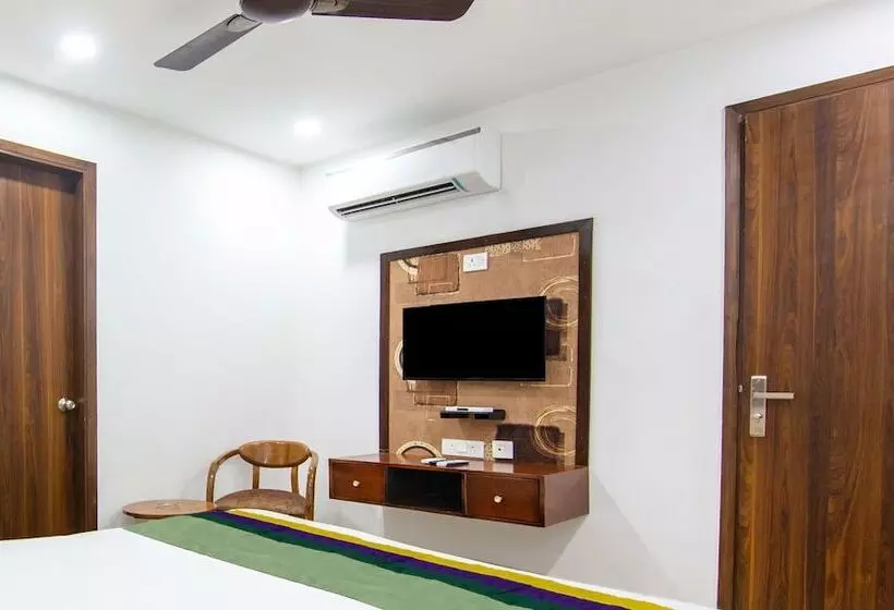 Hotelli Treebo Fortune Home Expressway