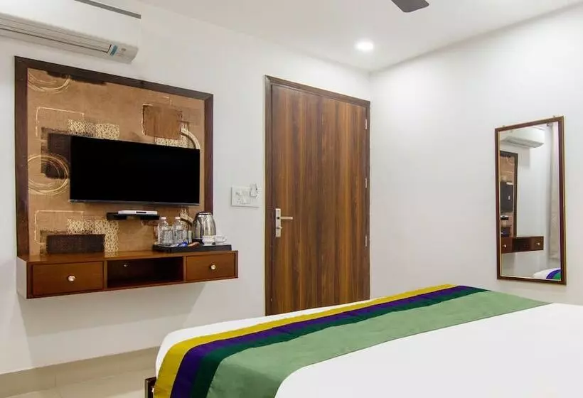 Hotelli Treebo Fortune Home Expressway