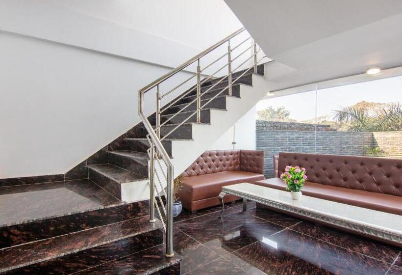 Hotel Treebo Fortune Home Expressway