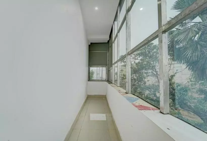 Oyo Flagship Dev Laxmi Palace Hotel & Banquet