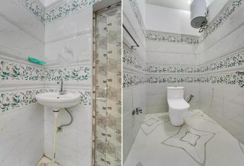 Oyo Flagship Dev Laxmi Palace Hotel & Banquet