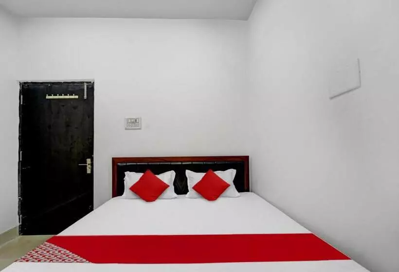 Oyo Flagship Dev Laxmi Palace Hotel & Banquet