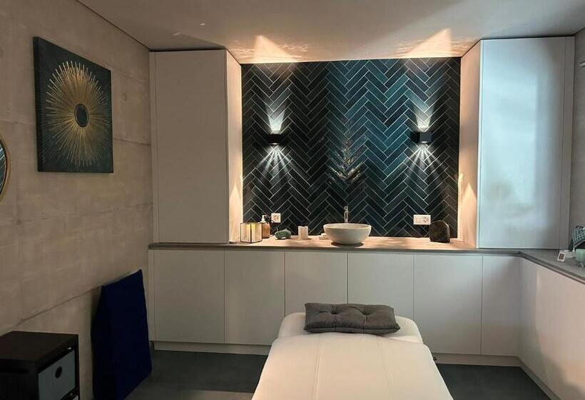 膳宿费 All Eau Turquoise