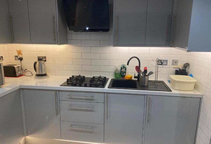 Pensjonat Modern Studio In Natural Surroundings