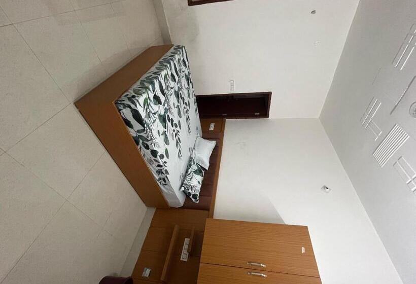 Monga Hotel & Paradise