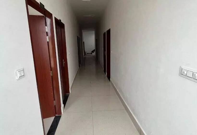 Monga Hotel & Paradise