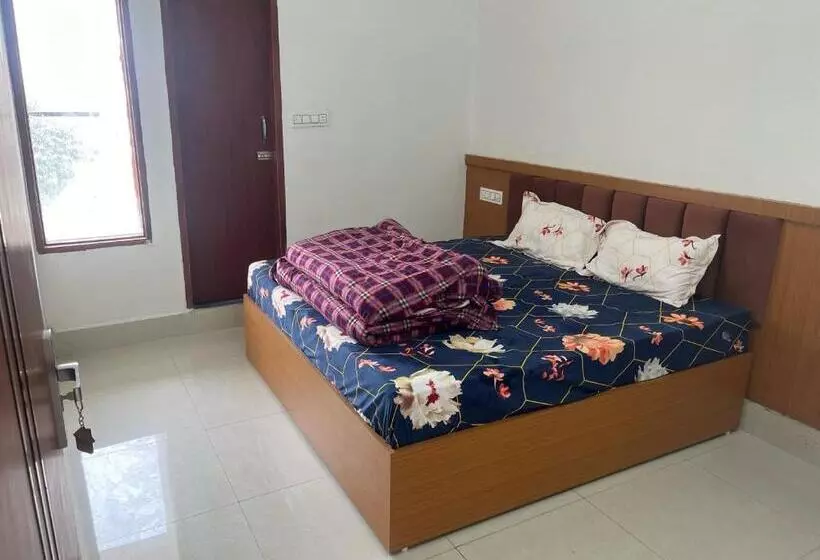 Monga Hotel & Paradise