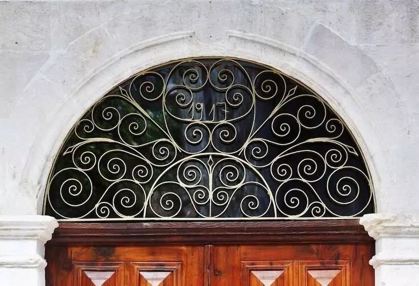 Aristotelio Boutique