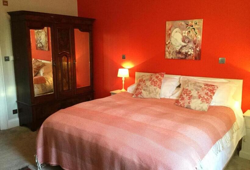 مبيت وإفطار Grosmont House