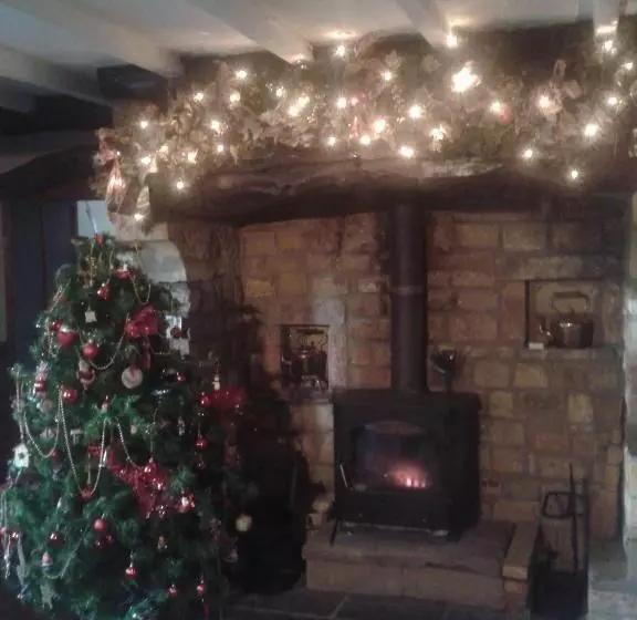 Cottage Lea S Country Hotel & Restaurant