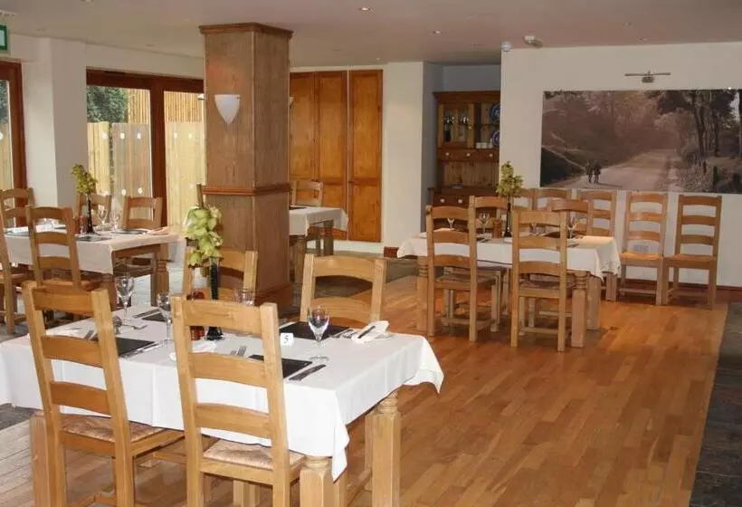 Cottage Lea S Country Hotel & Restaurant