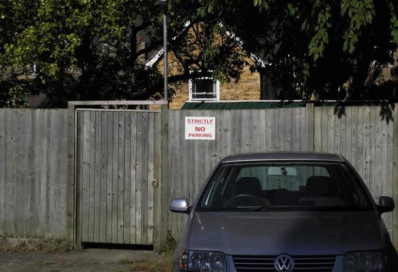 Greystones Bed And Breakfast