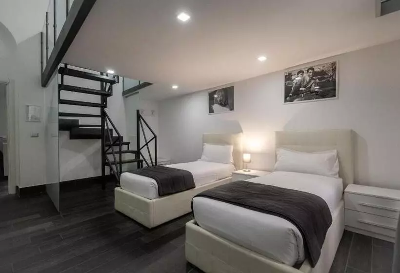 مسافرخانه Arch Rome Suites