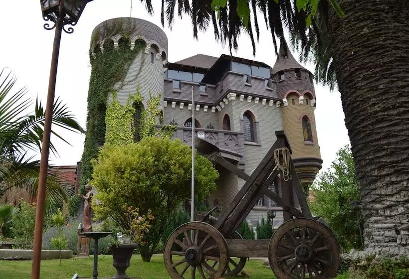 هتل Castillo Medieval