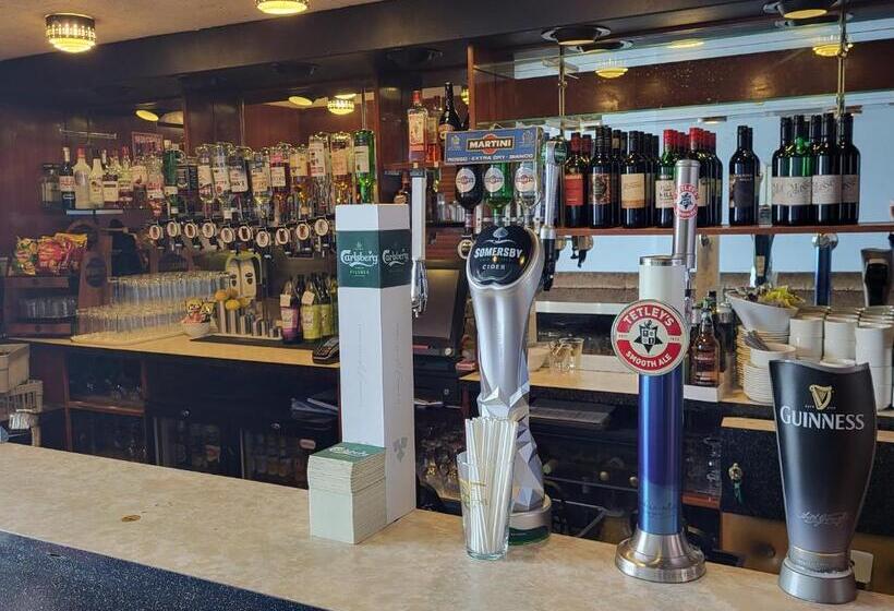 בית מלון כפרי Cliffe Norton