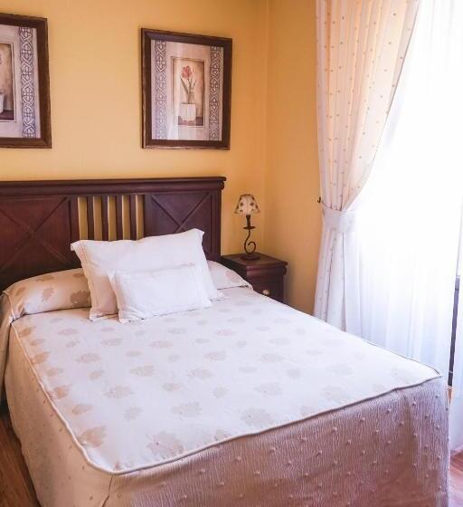 فندق Dc Mesones 21