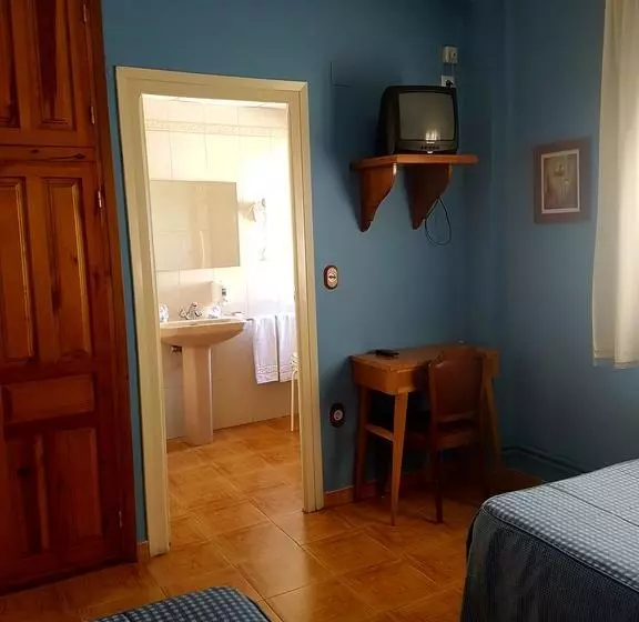 هتل De La Val