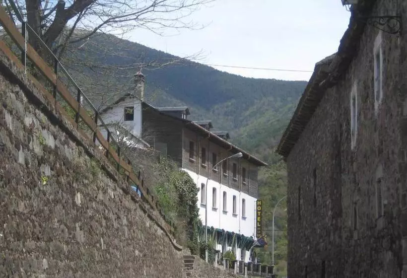 هتل De La Val