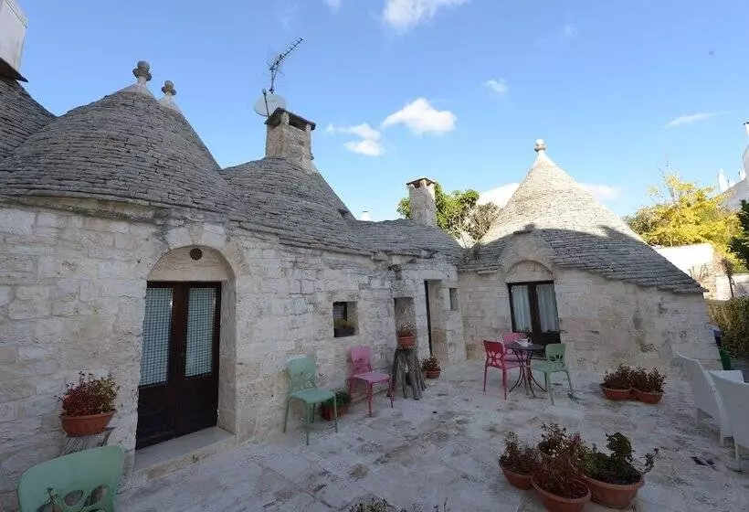 هتل Giardino Dei Trulli