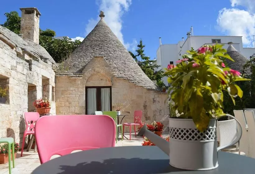 هتل Giardino Dei Trulli