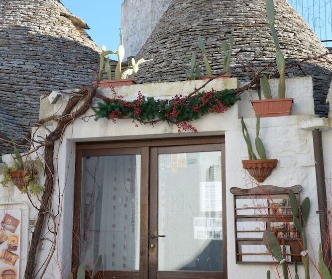 هتل Giardino Dei Trulli