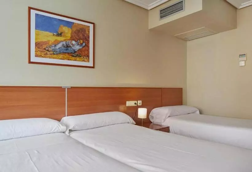 Hotelli Iraipe Achuri Auto Check In