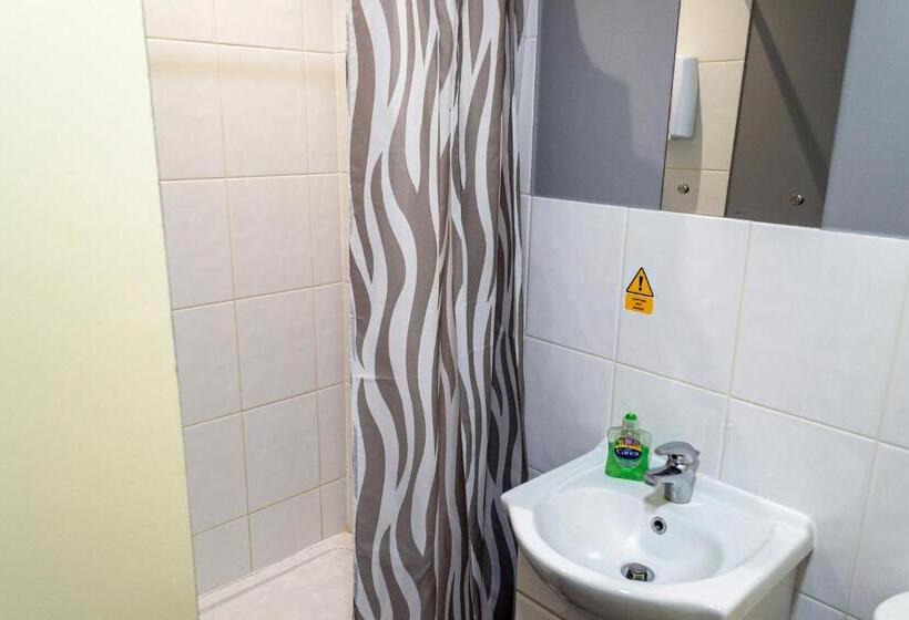 Lymedale Suites Studios & Aparthotel In Newcastle Under Lyme & Stoke