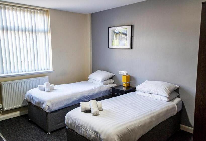 Lymedale Suites Studios & Aparthotel In Newcastle Under Lyme & Stoke
