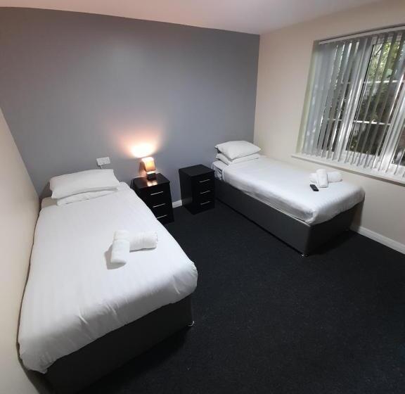 Lymedale Suites Studios & Aparthotel In Newcastle Under Lyme & Stoke