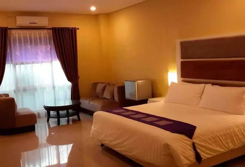 Hotel President Executive Club